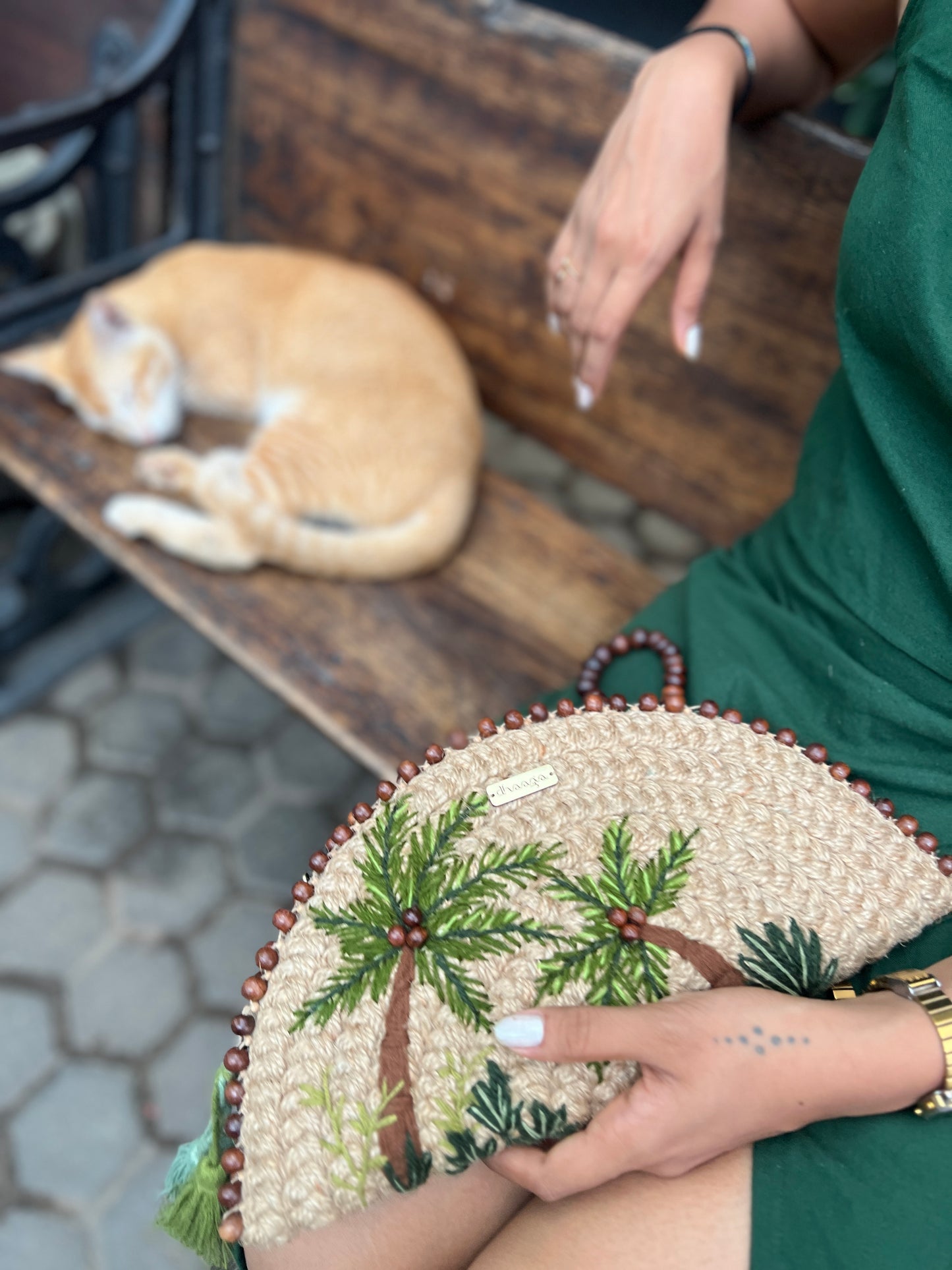 Große Clutch mit Halbmond-Motiv „Tropical Coco“