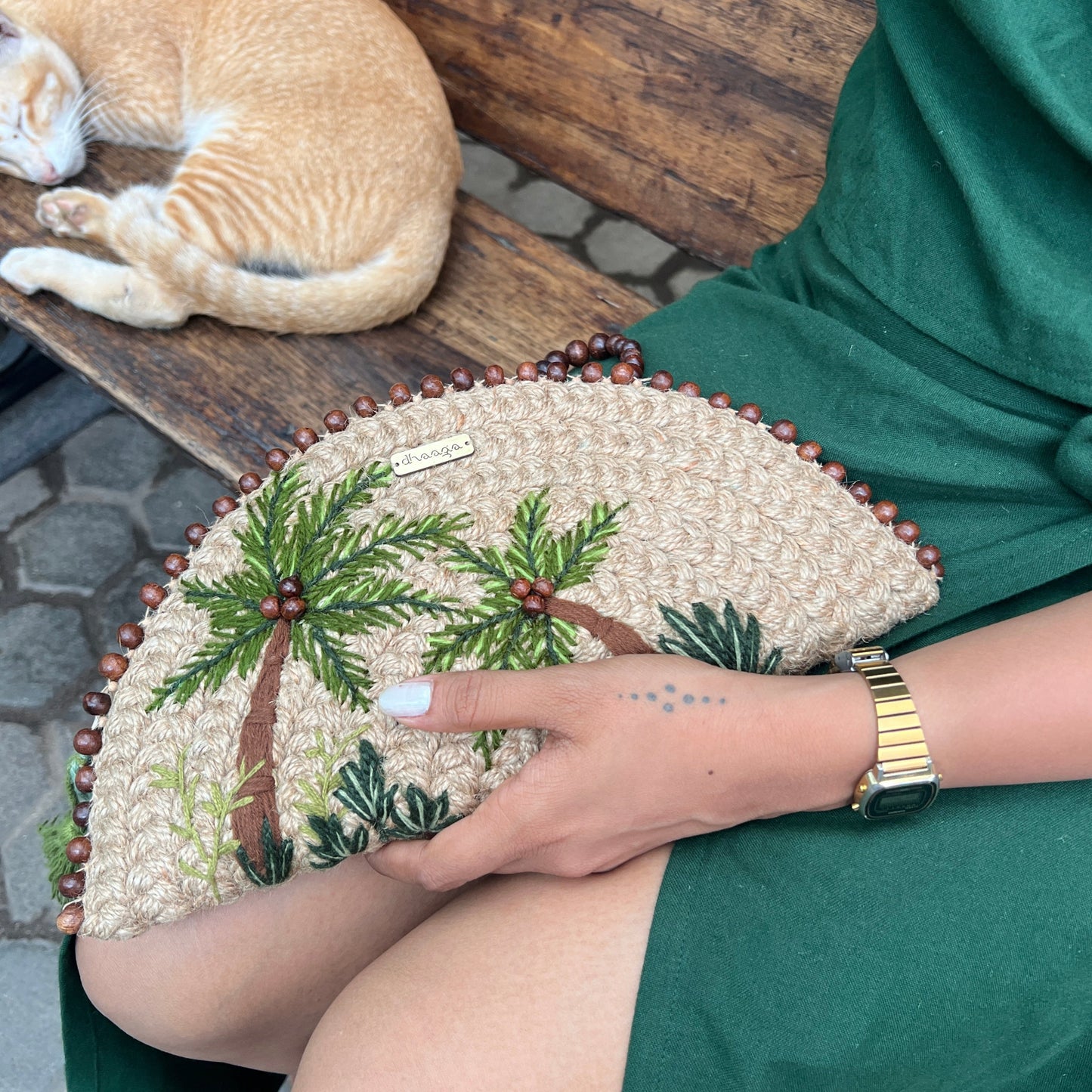 Große Clutch mit Halbmond-Motiv „Tropical Coco“